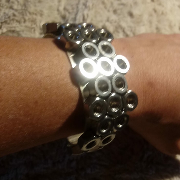 Cool Silver Nuts Bracelet Different Mens - Picture 2 of 16